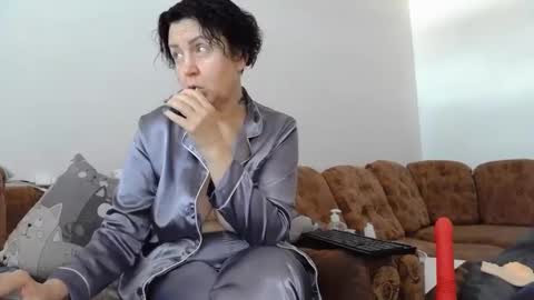 Snapshot of litisialove455 chatting on February 15, 2025, 8:44 am litisialove455 online show from February 15, 2025, 8:44 am