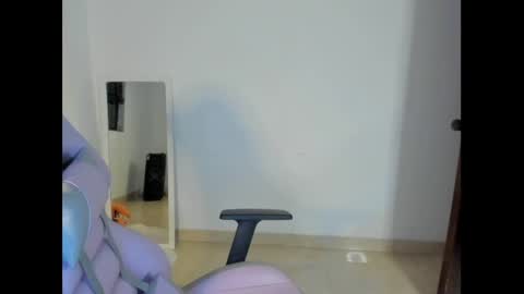 Danni online show from February 28, 2025, 1:05 am