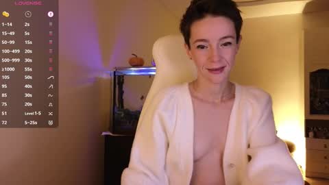 Alisa online show from October 10, 2025, 8:08 pm