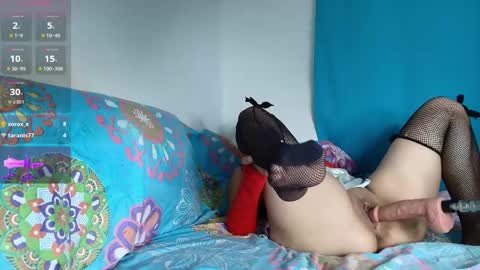 Snapshot of littl3_v4le chatting on May 10, 2026, 1:11 am Stefy online show from May 10, 2026, 1:11 am
