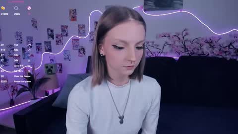 Bella online show from November 18, 2025, 7:35 am