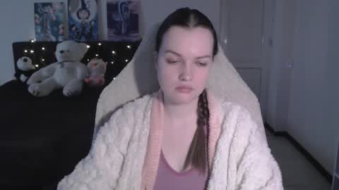 little__flowers online show from February 26, 2026, 9:30 am