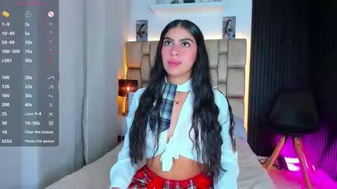 Sophie ---- connected from 1400 to 2100 Colombia time online show from January 31, 2026, 7:23 pm