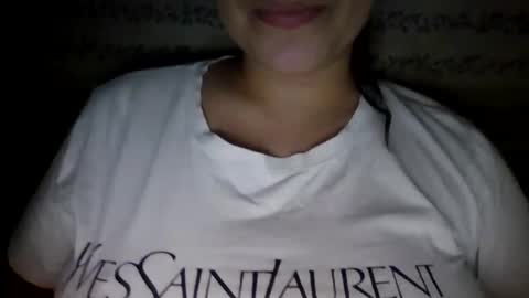 Snapshot of little_anef chatting on April 10, 2026, 7:46 am little_anef online show from April 10, 2026, 7:46 am