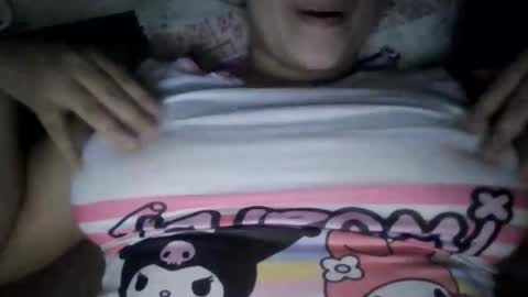 Snapshot of little_anef chatting on May 4, 2026, 7:04 am little_anef online show from May 4, 2026, 7:04 am