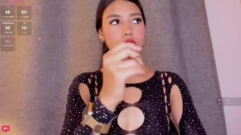 Snapshot of little_caprice_x chatting on October 18, 2025, 7:25 pm Ana online show from October 18, 2025, 7:25 pm