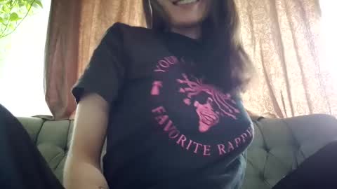 little_missness online show from March 12, 2025, 7:38 pm