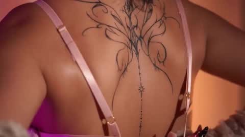 Im your little Velinda  online show from February 14, 2026, 7:10 pm