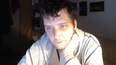 littlealien7 online show from October 23, 2025, 6:02 am