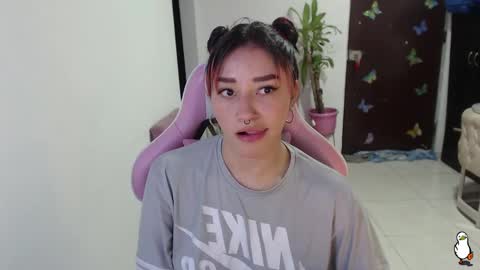 Snapshot of littleangelx_m chatting on September 27, 2025, 10:26 pm Daniela online show from September 27, 2025, 10:26 pm