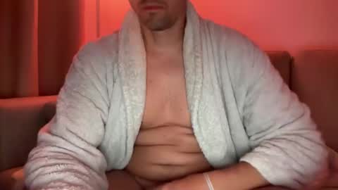 Snapshot of littlebigrabbit chatting on April 4, 2026, 9:56 pm LittleBigRabbit online show from April 4, 2026, 9:56 pm