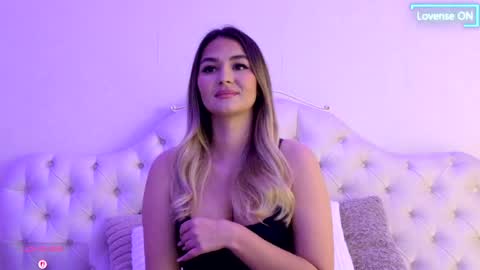 Snapshot of littleblondbunny chatting on March 2, 2026, 5:08 am littleblondbunny online show from March 2, 2026, 5:08 am