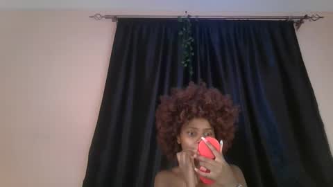 Snapshot of littlebunny2_ chatting on February 17, 2026, 11:22 pm littlebunny2 online show from February 17, 2026, 11:22 pm