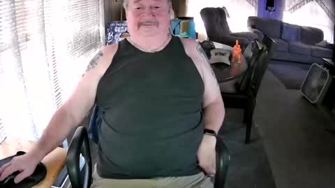 Littled83057 online show from July 19, 2026, 4:33 pm