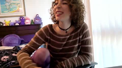 littledeathtrap online show from November 18, 2025, 9:08 pm