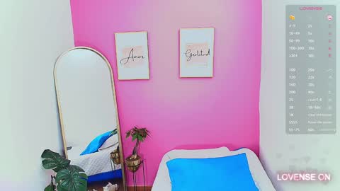 Snapshot of littleebonymommy chatting on January 30, 2025, 7:59 pm Tania online show from January 30, 2025, 7:59 pm