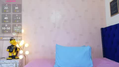 Snapshot of littleebonymommy chatting on June 25, 2026, 8:02 pm Tania online show from June 25, 2026, 8:02 pm