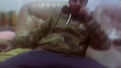 Snapshot of littleindiancock4girls chatting on December 20, 2025, 8:16 pm littlekiki online show from December 20, 2025, 8:16 pm