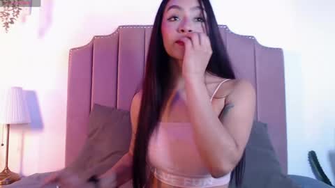 Snapshot of littlejade_dh chatting on May 14, 2026, 11:50 am littlejade_dh online show from May 14, 2026, 11:50 am
