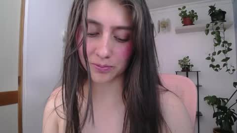 Snapshot of littlelaksmi chatting on April 21, 2026, 2:51 am Laksmi online show from April 21, 2026, 2:51 am