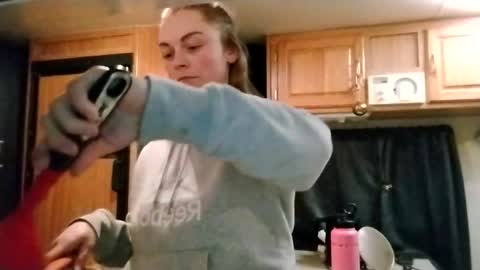 littleleo96 online show from February 9, 2026, 8:40 am