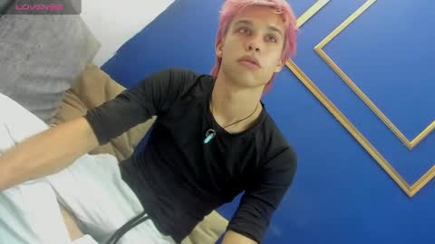 littlement23cm online show from May 31, 2026, 4:53 am