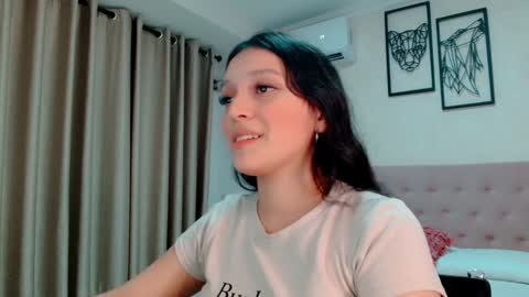 Sarahs Room online show from January 9, 2025, 3:04 am