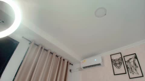 Sarahs Room online show from January 31, 2025, 11:45 pm