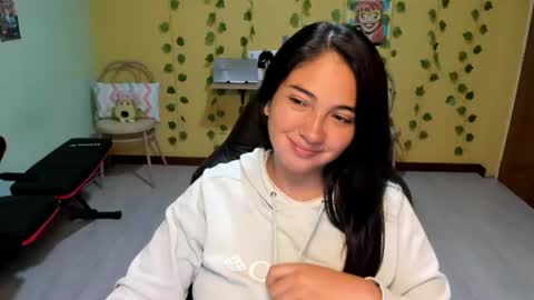 Mia  Wednesday to Sunday 730 am to 1030 am Colombian Hour D online show from July 23, 2026, 2:20 am