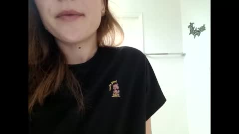 Snapshot of littlered_6969 chatting on May 7, 2026, 5:13 am littlered_6969 online show from May 7, 2026, 5:13 am
