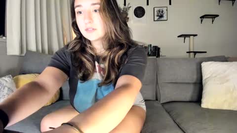 Snapshot of littlerowbo chatting on October 12, 2025, 5:50 am Allison D online show from October 12, 2025, 5:50 am