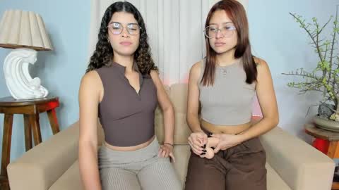 Snapshot of littlesexualworld chatting on April 4, 2026, 4:26 pm - Eileen - Izzy - Stiven online show from April 4, 2026, 4:26 pm