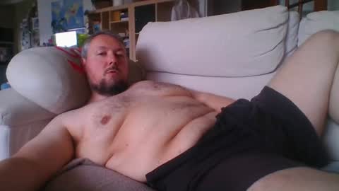 littlesubbear online show from July 10, 2026, 4:31 pm