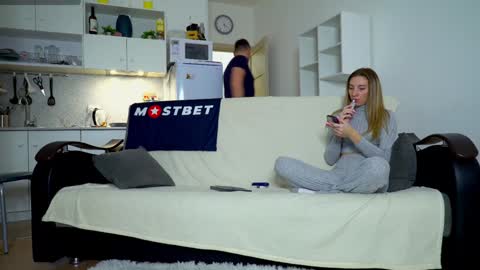 Little Tifany online show from December 11, 2024, 3:47 pm