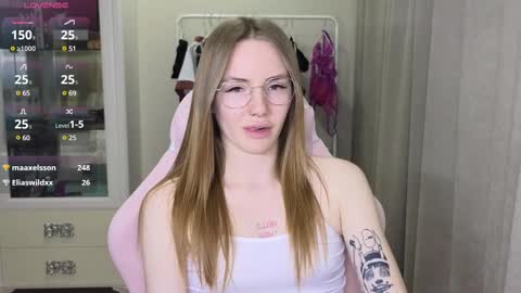 Eliana online show from February 11, 2025, 3:40 pm