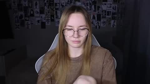 Snapshot of littlevildevil chatting on May 25, 2026, 7:36 am Eliana online show from May 25, 2026, 7:36 am