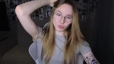 Snapshot of littlevildevil chatting on May 29, 2026, 7:39 am Eliana online show from May 29, 2026, 7:39 am
