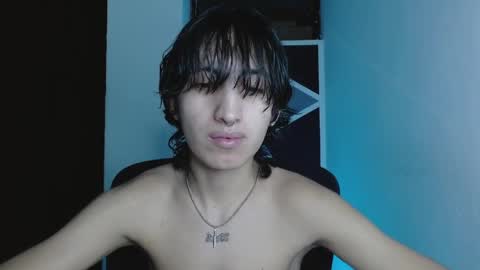 Eros online show from June 5, 2026, 1:23 am