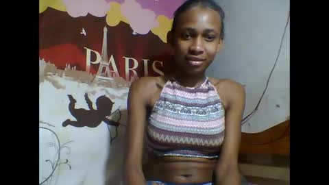 Snapshot of littleyanah chatting on September 22, 2025, 6:43 pm yanah online show from September 22, 2025, 6:43 pm