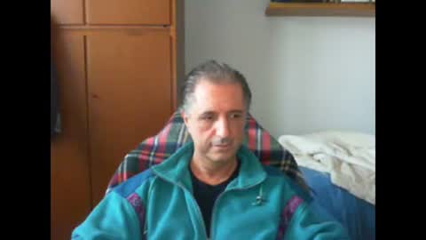 liuk53 online show from November 25, 2025, 2:50 pm