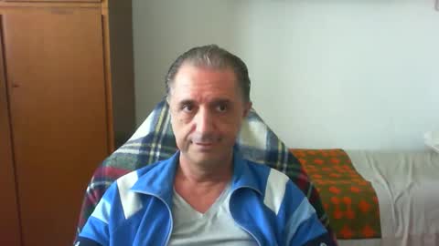 Snapshot of liuk53 chatting on May 17, 2026, 12:23 pm liuk53 online show from May 17, 2026, 12:23 pm