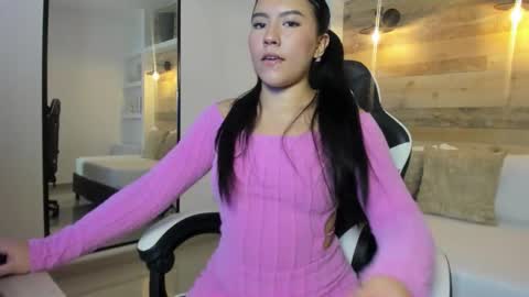 Snapshot of liv_honeey_ chatting on October 21, 2025, 8:09 pm liv honeey online show from October 21, 2025, 8:09 pm