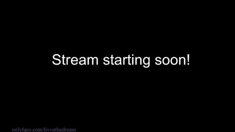 Snapshot of livanddrew chatting on October 17, 2025, 11:40 pm Liv and Drew online show from October 17, 2025, 11:40 pm
