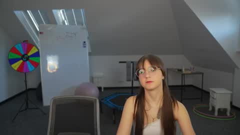 Sheryl online show from April 21, 2026, 10:10 am