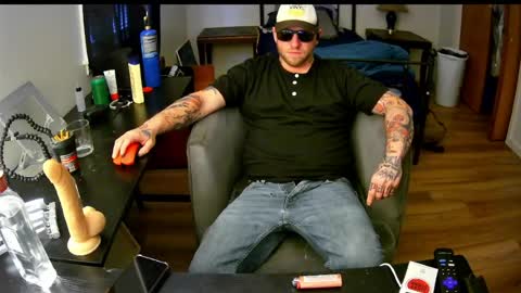 livingpuddle online show from June 1, 2026, 6:31 pm