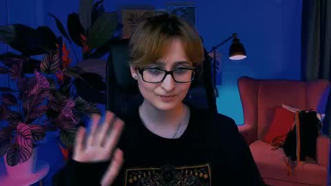 LixeLuna online show from April 1, 2026, 1:41 pm