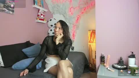 Snapshot of liz_merchan chatting on June 27, 2026, 7:52 pm liz online show from June 27, 2026, 7:52 pm