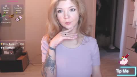 Snapshot of liza_wet chatting on April 17, 2026, 1:52 am Liza Wet online show from April 17, 2026, 1:52 am