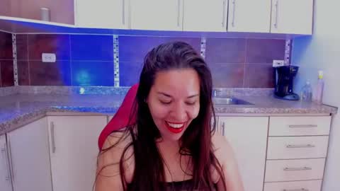 Snapshot of lizeth_bels chatting on July 17, 2026, 8:35 pm L I Z E T H online show from July 17, 2026, 8:35 pm