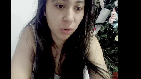 lizz1305 online show from December 17, 2024, 3:17 pm